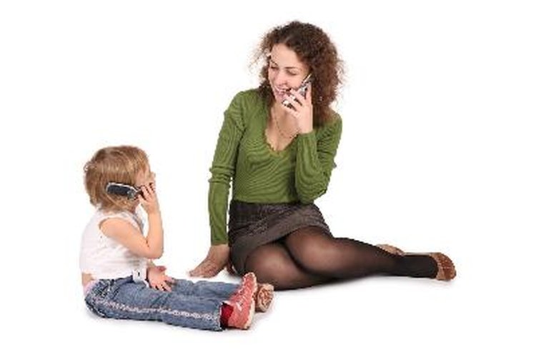 Evita los obstáculos del lenguaje para ayudar a tu hijo a aprender a hablar más rápidamente.