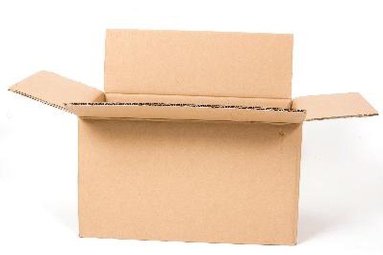 Una opción para hacer el cuerpo del toro, es usar una caja de cartón grande.