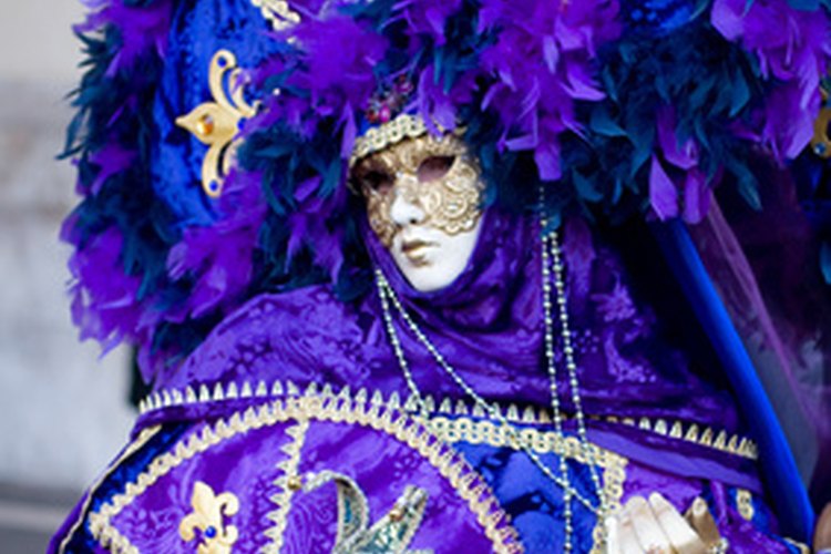 El atuendo de Mardi Gras puede ser un tanto elaborado.