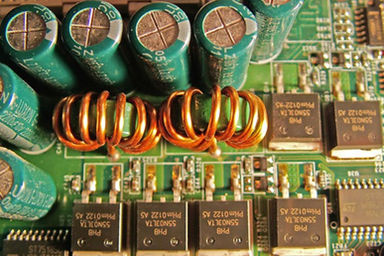 Las fuentes de alimentación utilizan inductores y condensadores para eliminar el ruido eléctrico.