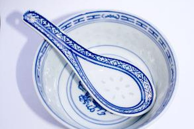 La porcelana azul y roja fueron los primeros colores utilizados.