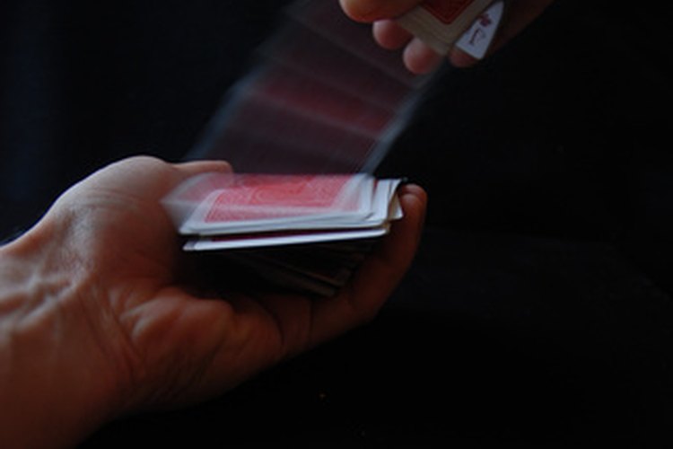 Los juegos de cartas son perfectos para los jugadores de todas las edades.