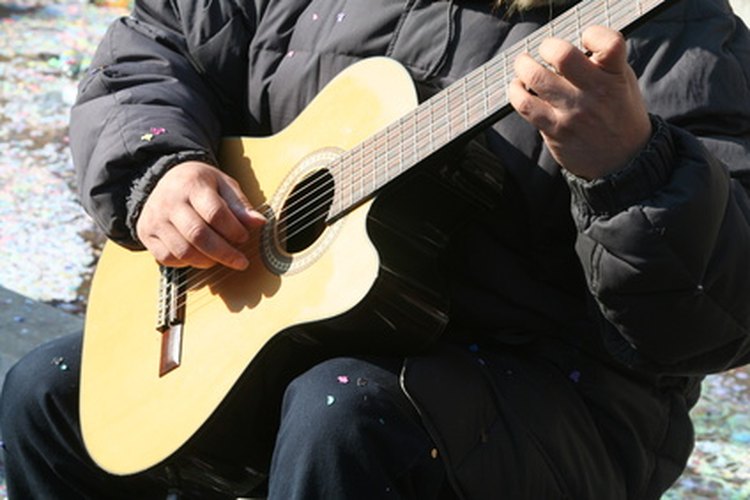 La Gran Depresión forzó a muchos intérpretes de blues a dirigirse hacia el norte en busca de trabajo.
