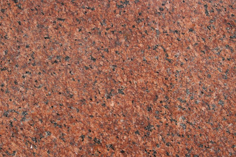 Los varios colores de la superficie de granito mejoran el atractivo visual de una habitación.