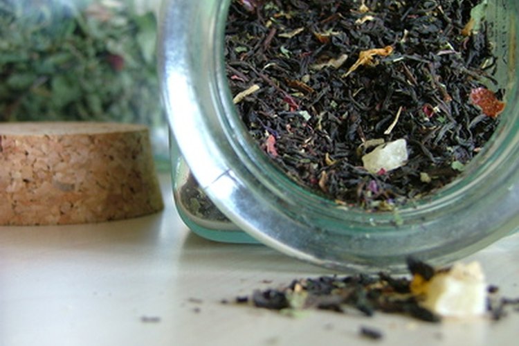 Estas pequeñas hojas de té verde se expanden en la tetera o en la taza.
