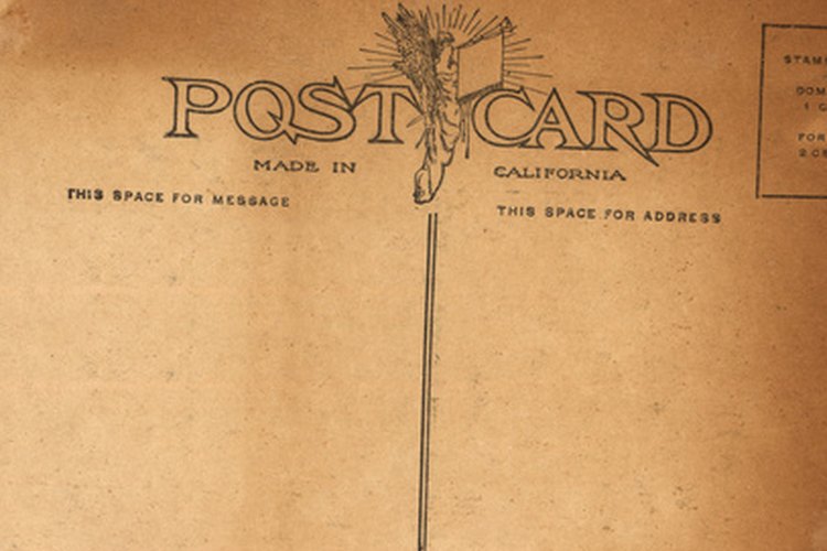 El USPS tiene requerimientos específicos de medida para las tarjetas postales.