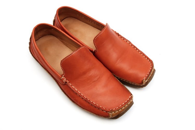 Zapatos de cuero.