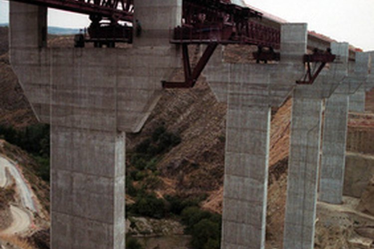 Hay una variedad de reglas que los trabajadores de la construcción deben seguir mientras están en obra.