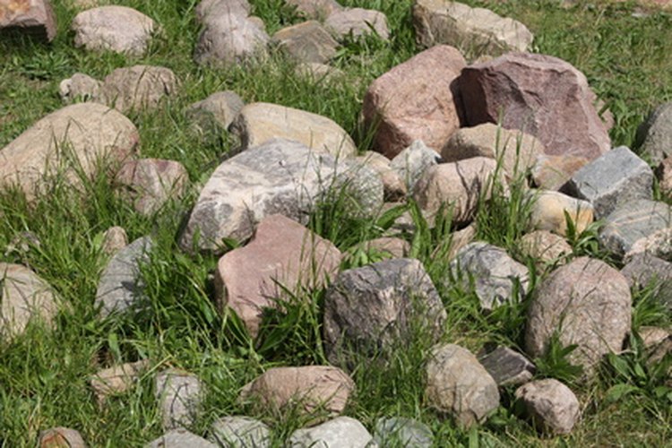 Estas piedras son literalmente aquellas que los granjeros encontrarían en sus campos.