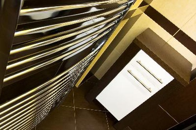 ¿Qué tamaño de baldosas deberías utilizar en un baño pequeño?