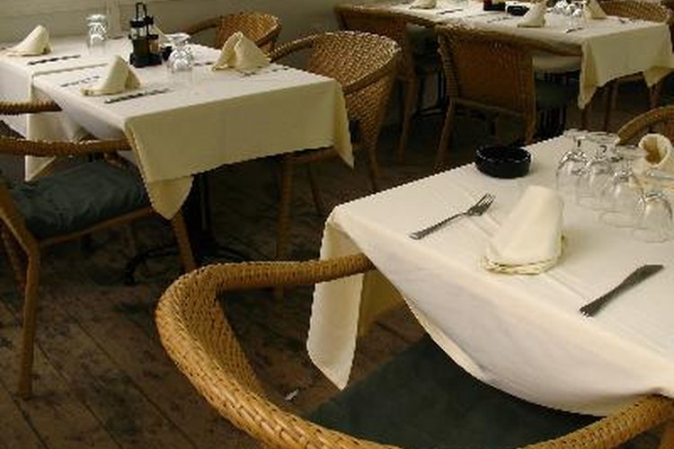 Los restaurantes son una buena opción para tu primer trabajo
