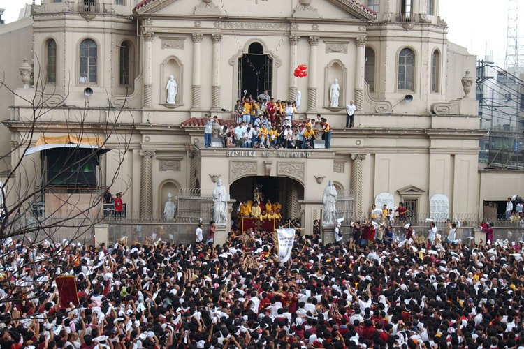 La religión y las supersticiones tienen una gran influencia en los valores y las creencias filipinas.