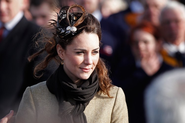 Kate Middleton ha dominado las capas para muchos eventos en el clima frío e impredecible de Inglaterra.
