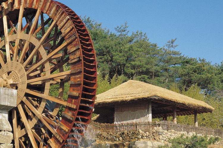 Las norias añaden encanto a los jardines floridos