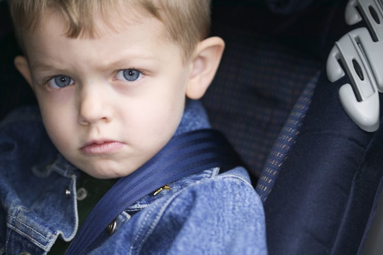 Un asiento para niños ayuda a proteger a tus pequeños de la misma forma en que un cinturón de seguridad te protege a ti.