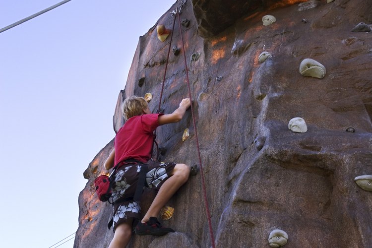 Las zonas de escalada tienen una altura de entre 10 y 15 metros.