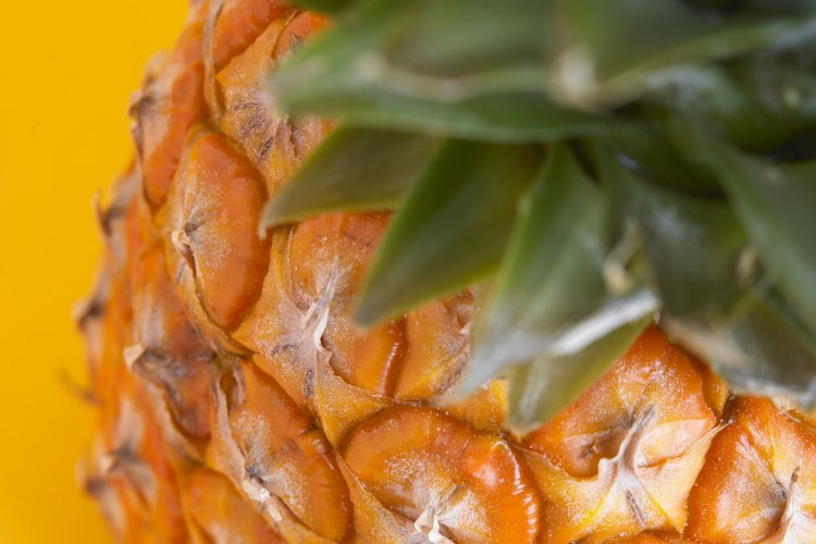 Entérate de cómo hacer jarabe de piña.