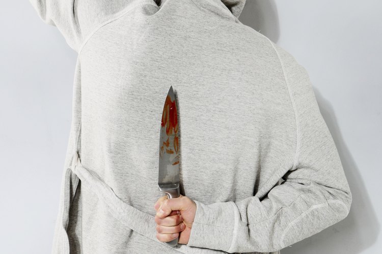¡Cuidado, querido protagonista! El traidor está mucho más cerca de lo que crees.