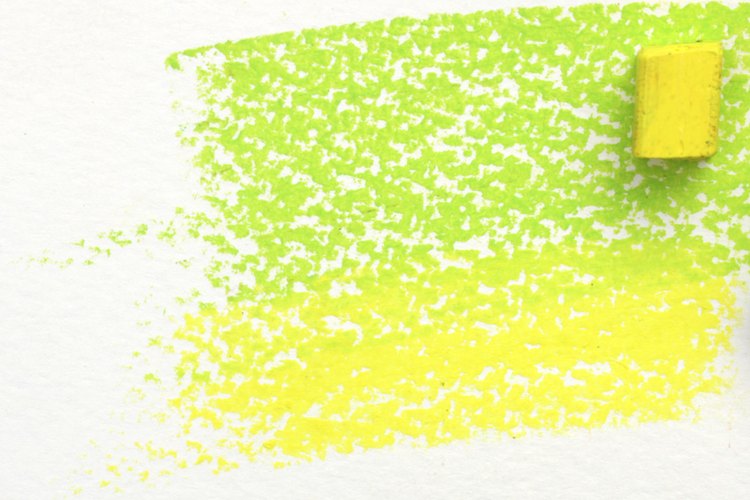 Los crayones para tela son similares a los pasteles.