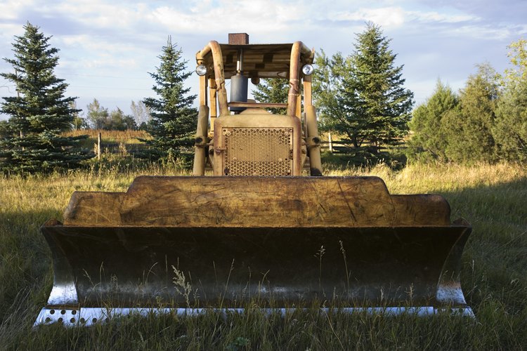 Las excavadoras son una herramienta principal utilizada en la construcción de carreteras.