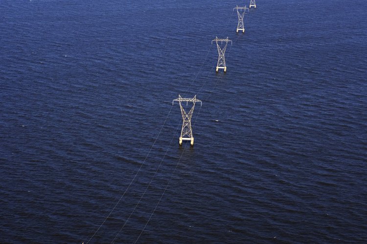 Mandeville se encuentra en la costa norte del lago Pontchartrain, que cruza Nueva Orleans.