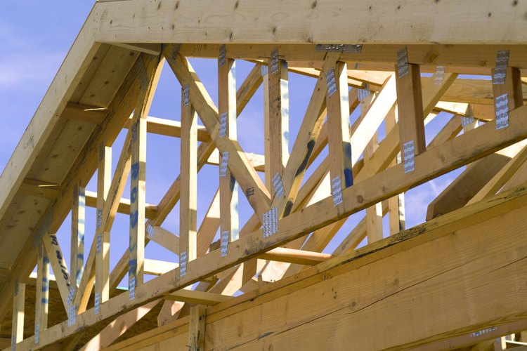 Estos edificios son considerados sin protección, como hay a menudo madera expuesta dentro de las estructuras.
