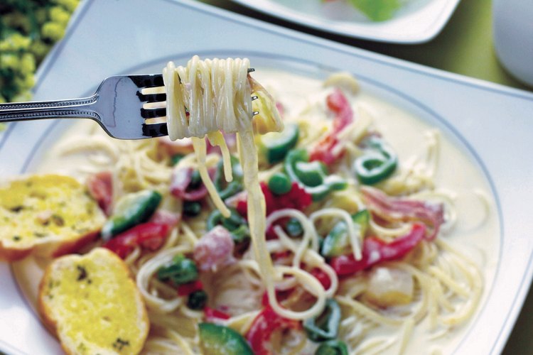 Los espaguetis son una sustanciosa y sabrosa opción para una cena vegetariana.