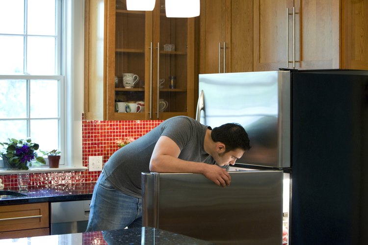 Si tu refrigerador está presentando problemas de enfriamiento, no necesariamente se trata de un problema serio.