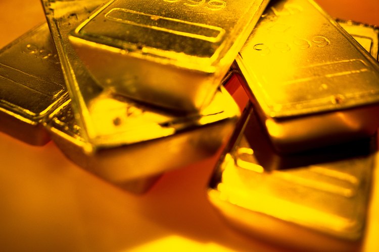 El refinamiento químico es una forma común de aumentar la pureza del oro.