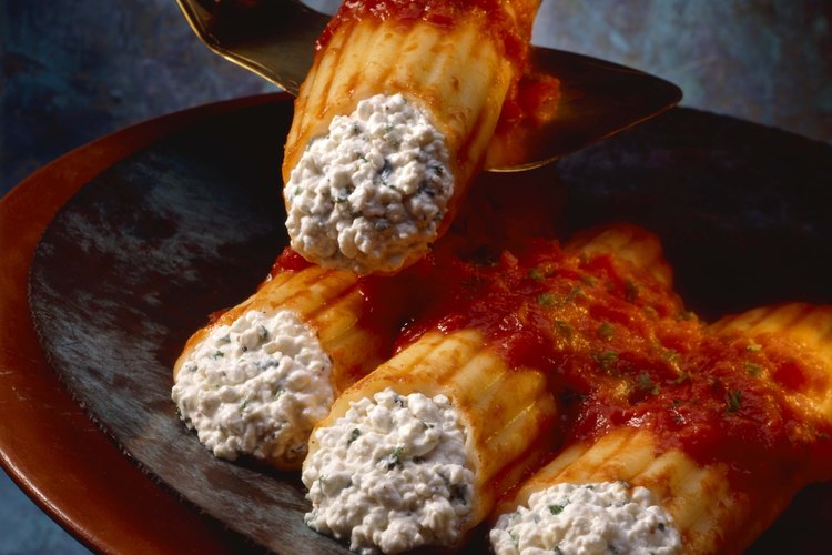 La ricotta es un derivado de la leche que se usa en muchos platos de la cocina italiana.