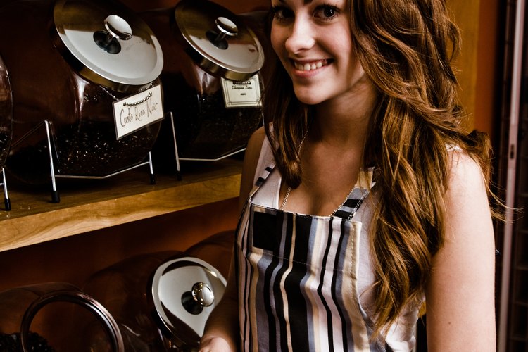 No hay requisitos específicos de educación para convertirse en un barista para la mayoría de los empleadores.