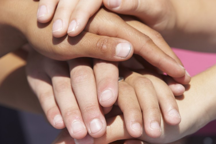 Enséñale a tus compañeros adolescentes cómo trabajar mejor juntos.