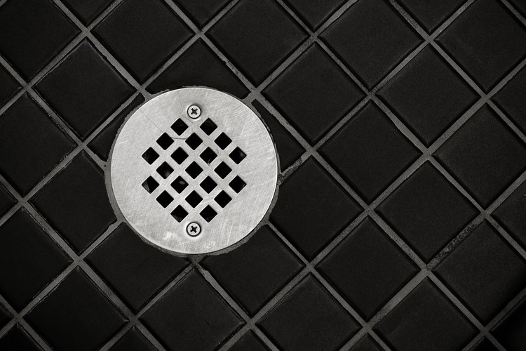 El olor a huevo podrido en el desagüe de la ducha puede ser de gases de alcantarilla.