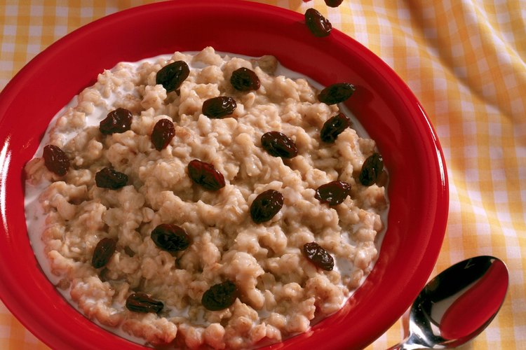 Puedes utilizar la avena tostada en lugar de la avena regular en los cereales del desayuno.