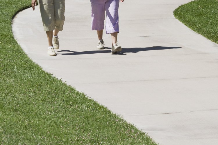 Una vereda puede hacerse para crear una superficie suave y duradera para caminar.