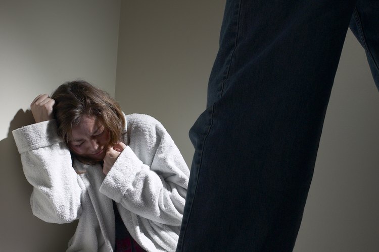 Los abusadores buscarán ejercer poder sobre las víctimas.