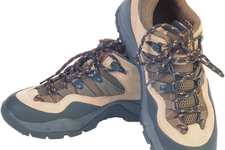 Unos buenos zapatos de caminata pueden marcar la diferencia entre el éxito o el fracaso de tu programa de acondicionamiento.