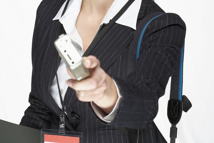 No puedes tener miedo de hablar a las personas y hacer preguntas en el periodismo.