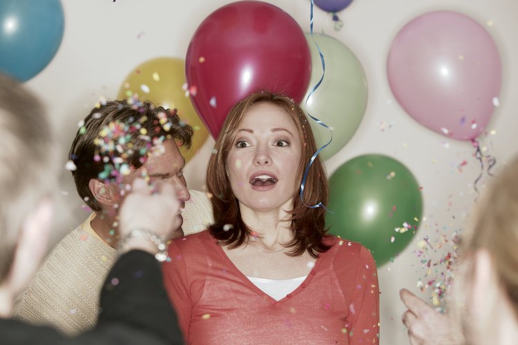 Sorprender a tu esposa en su cumpleaños requiere creatividad y la capacidad de guardar el secreto.