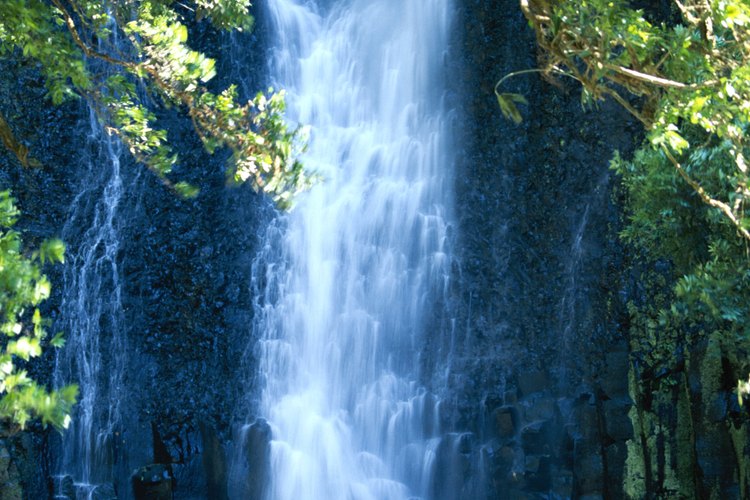 Este territorio sobresale de la costa oeste de Costa Rica.