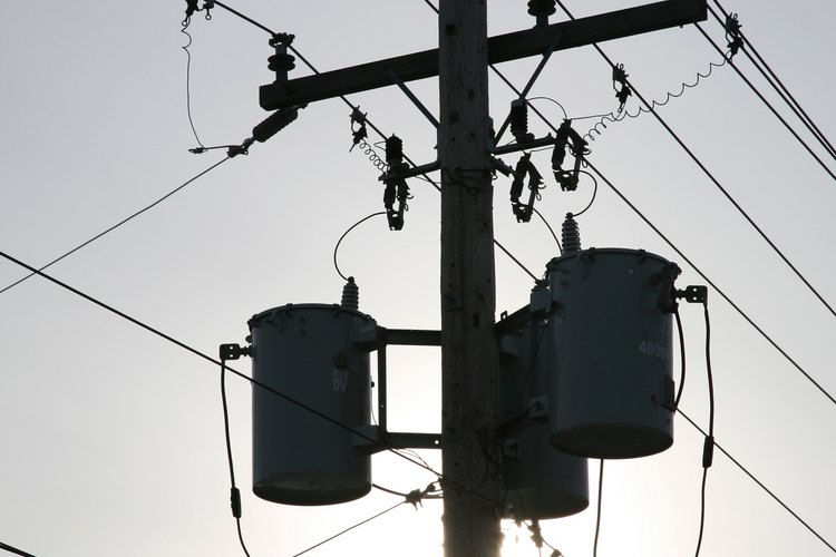 Esta sección del dispositivo debería parecerse ligeramente a un poste de teléfono.