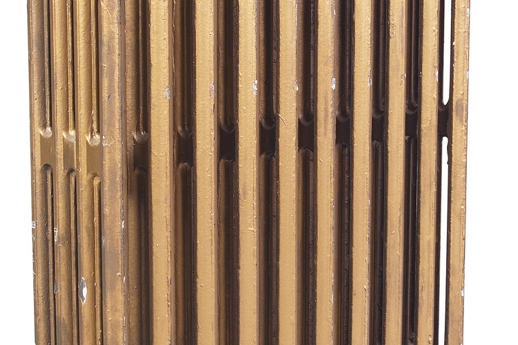 Los radiadores antiguos pueden llegar a la altura de la rodilla o incluso la cintura.
