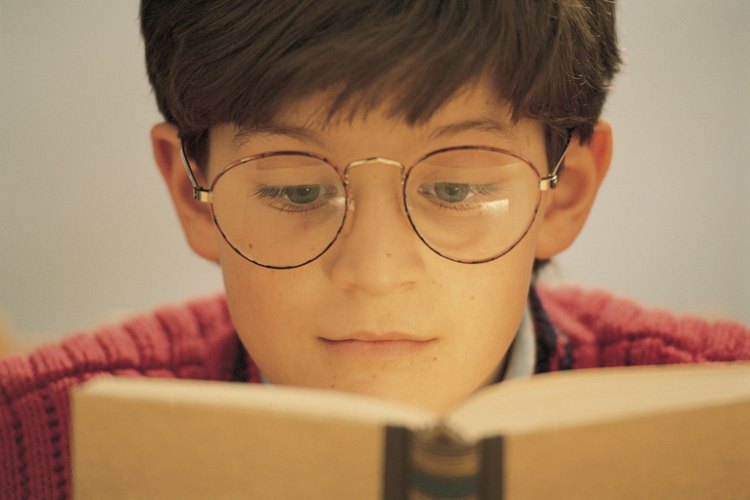 Para ayudar a tu hijo con su proyecto de ciencias, necesitas entender el propósito del proyecto y el proceso que tiene para seguir.