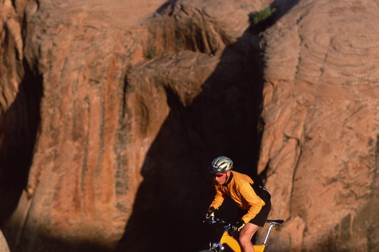 Moab's Slickrock Trail, es uno de los caminos más renombrados para hacer bicicleta de montaña.