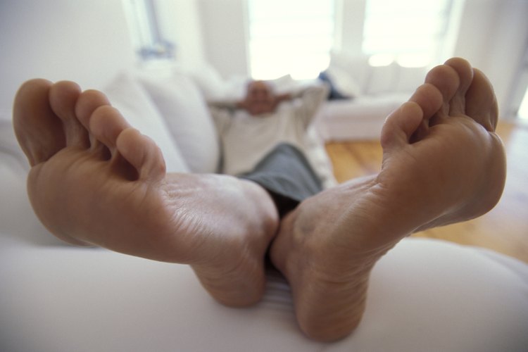 Desodoriza los muebles con mal olor con bicarbonato de sodio.