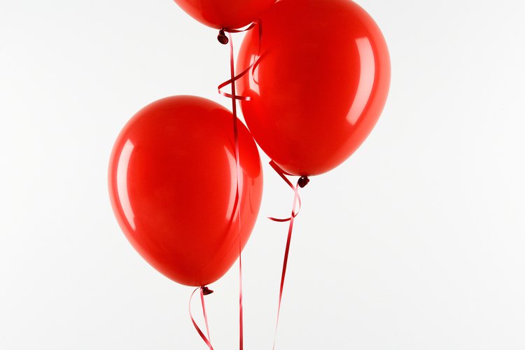 Descarta los globos y busca una decoración de cumpleaños más emocionante.