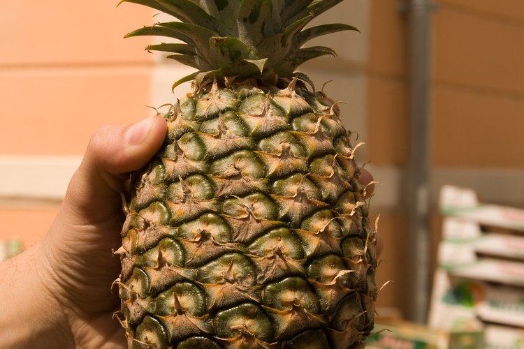 Evita congelar una piña que no esté madura.