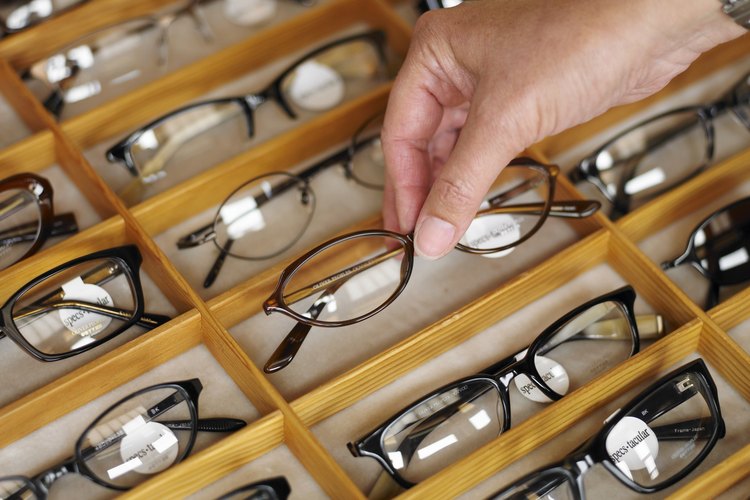 Las gafas se deben elegir de acuerdo a la forma de la cara.