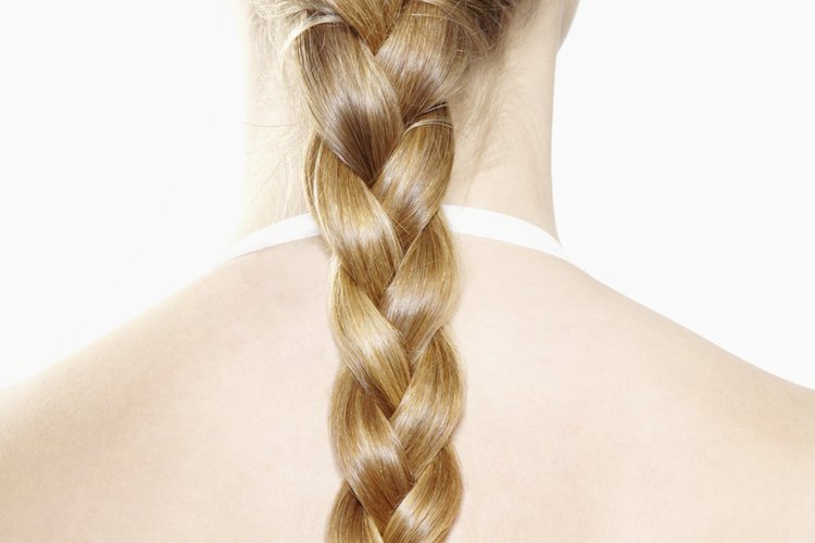 Los suplementos de biotina son el mejor remedio para mantener el espesor del cabello, así como mantenerlo sano.