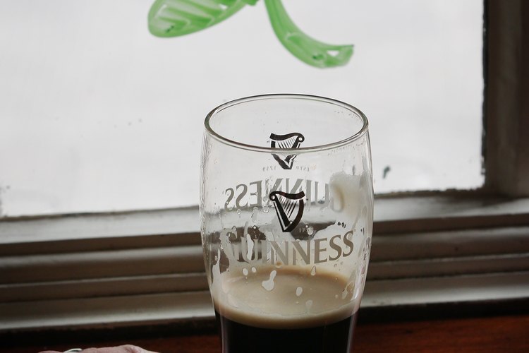 Consume cerveza oscura para evitar ponerte gaseoso.